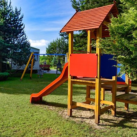 Holiday Lodge Pogorzelica  Εξωτερικό φωτογραφία
