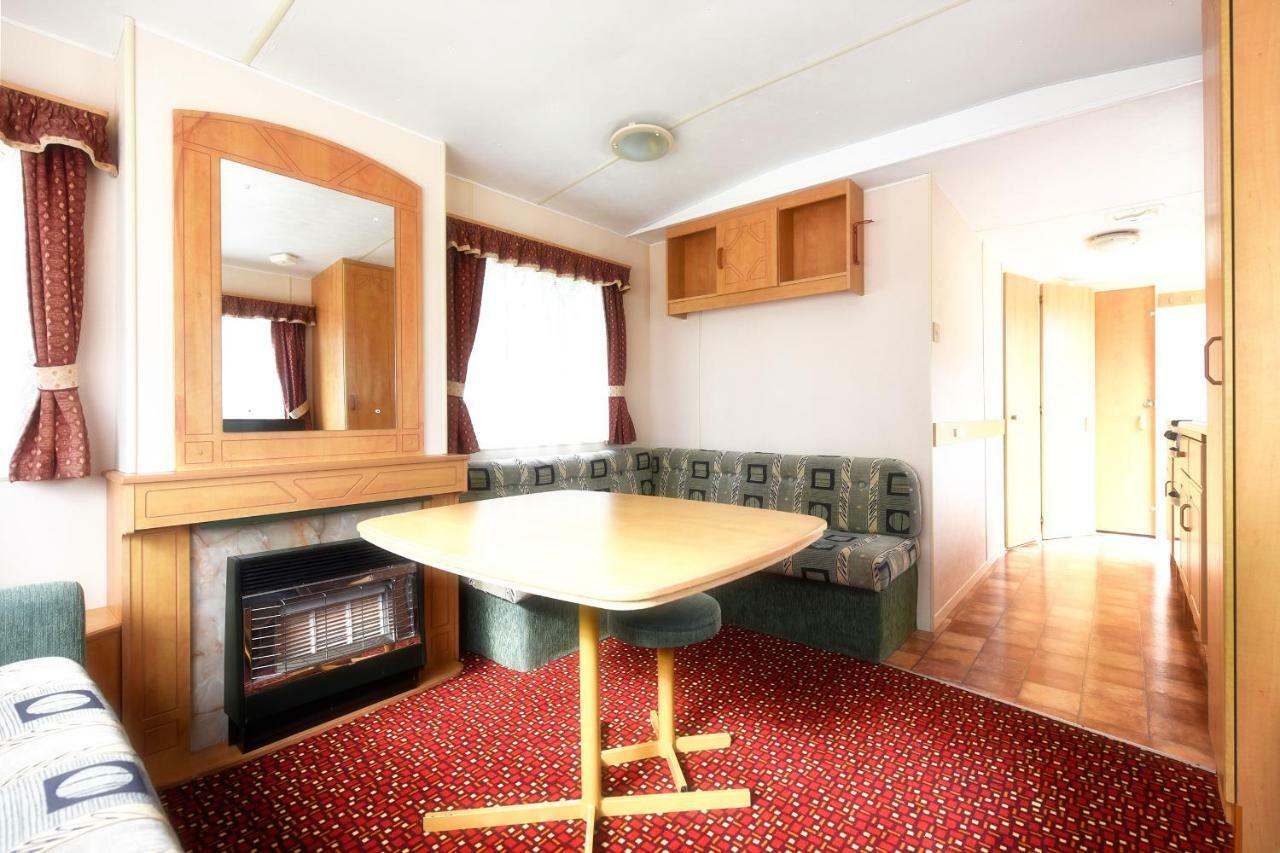 Holiday Lodge Pogorzelica  Εξωτερικό φωτογραφία
